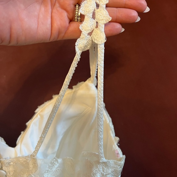 Custom East Coast Bridal - Picture 5 of 16